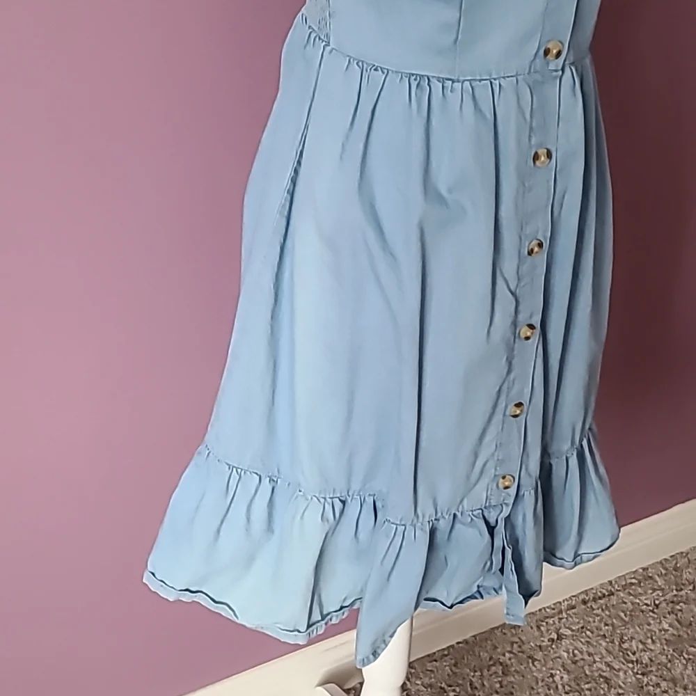 Japna Chambray Sweetheart Fit & Flare Dress - Picture 2 of 9